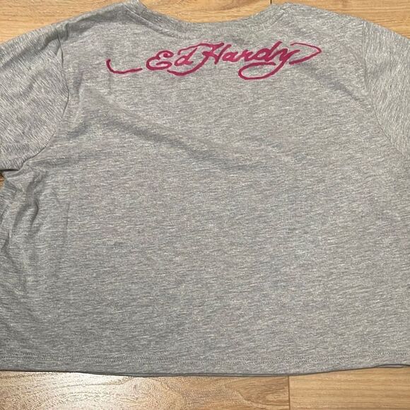 Nwt Ed hardy cropped top size XL - Picture 3 of 4